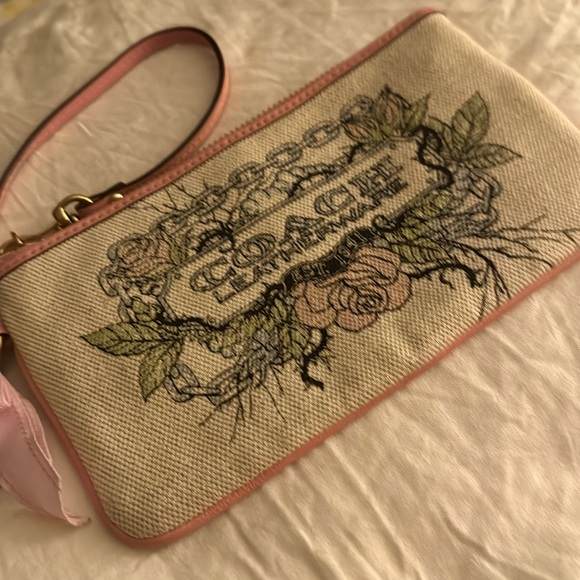 COACH LIMITED EDITION TATOO canvas wristlet - Picture 1 of 4